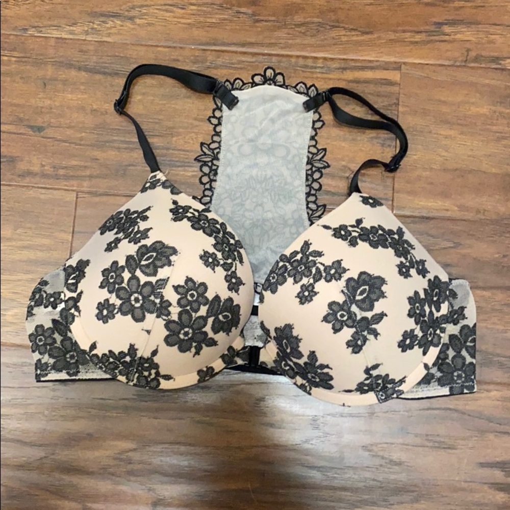 Victoria’s Secret push-up bra